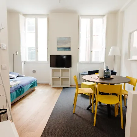 Open Space Nel Pieno Centro Di 3* Brescia